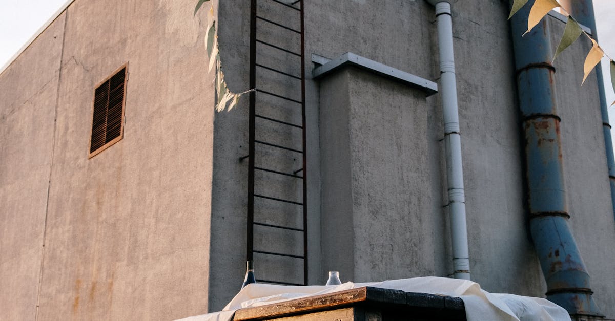 How can I cool down my office without AC?