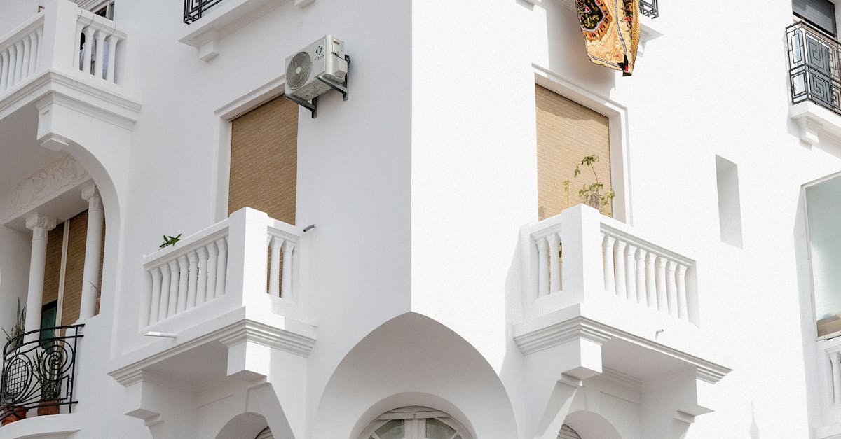 Which AC is better for offices?